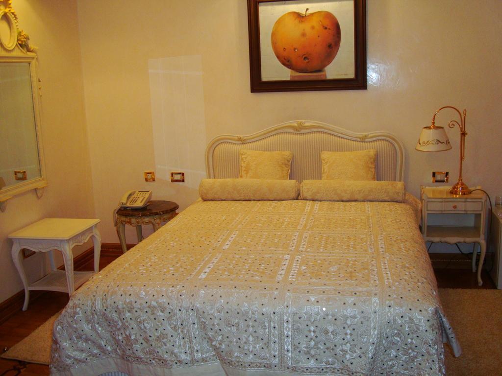 Villa Jelena Belgrado Quarto foto